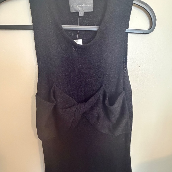 Sunday in Brooklyn Twist-Front Maxi Dress - Picture 4 of 8